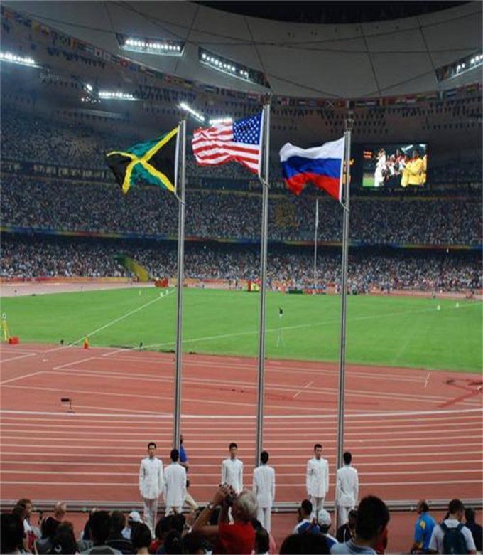 Outdoor Electric Flagpole System for Stadiums & Schools | Stainless Steel Mast with Auto-Lifting Control
