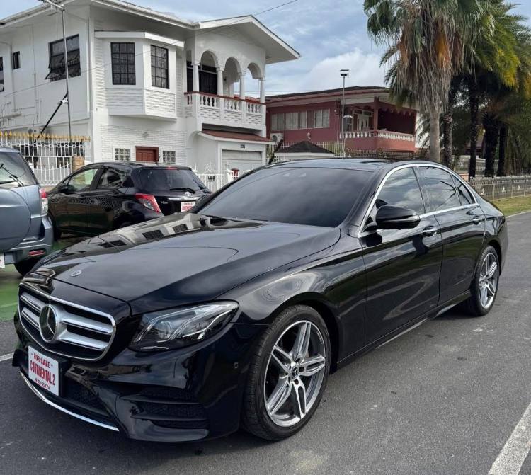 Mercedes-Benz E-Class Sedan
