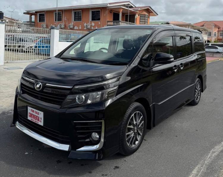 Toyota Vellfire Minivan