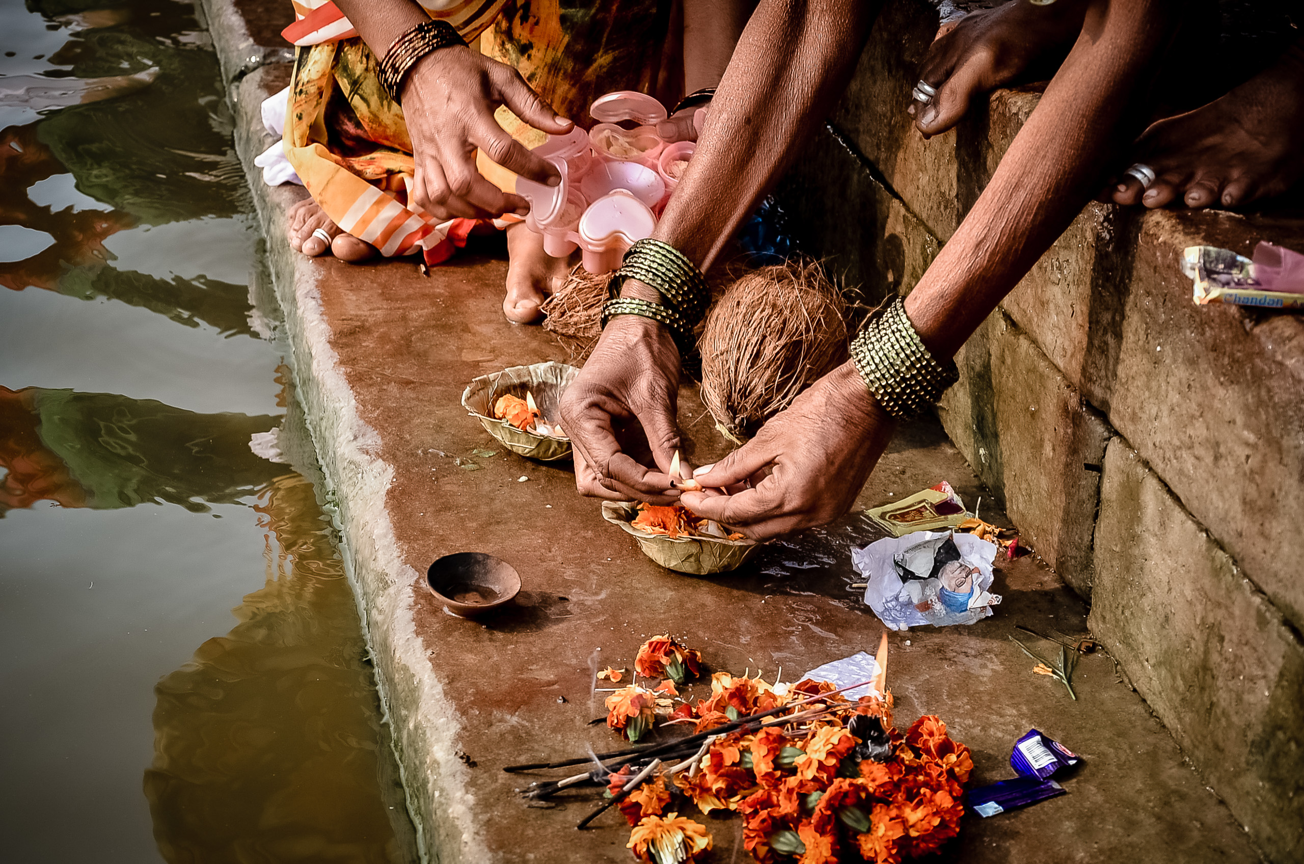 Traditional Hindu Puja from the Ganges River Wall Art Print