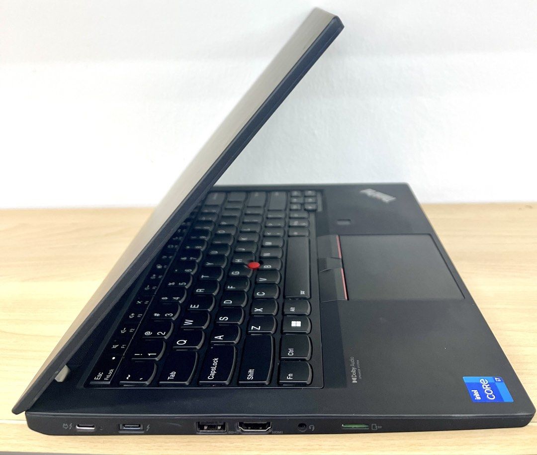Lenovo Thinkpad P14s Laptop with Nvidia 4GB DDR6 Graphics For Designing/Autocad /video editing/programming use i7-1165G7 @2.8Ghz /16GB RAM/256GB SSD/14 inch FHD/Windows 11 /3Months warranty