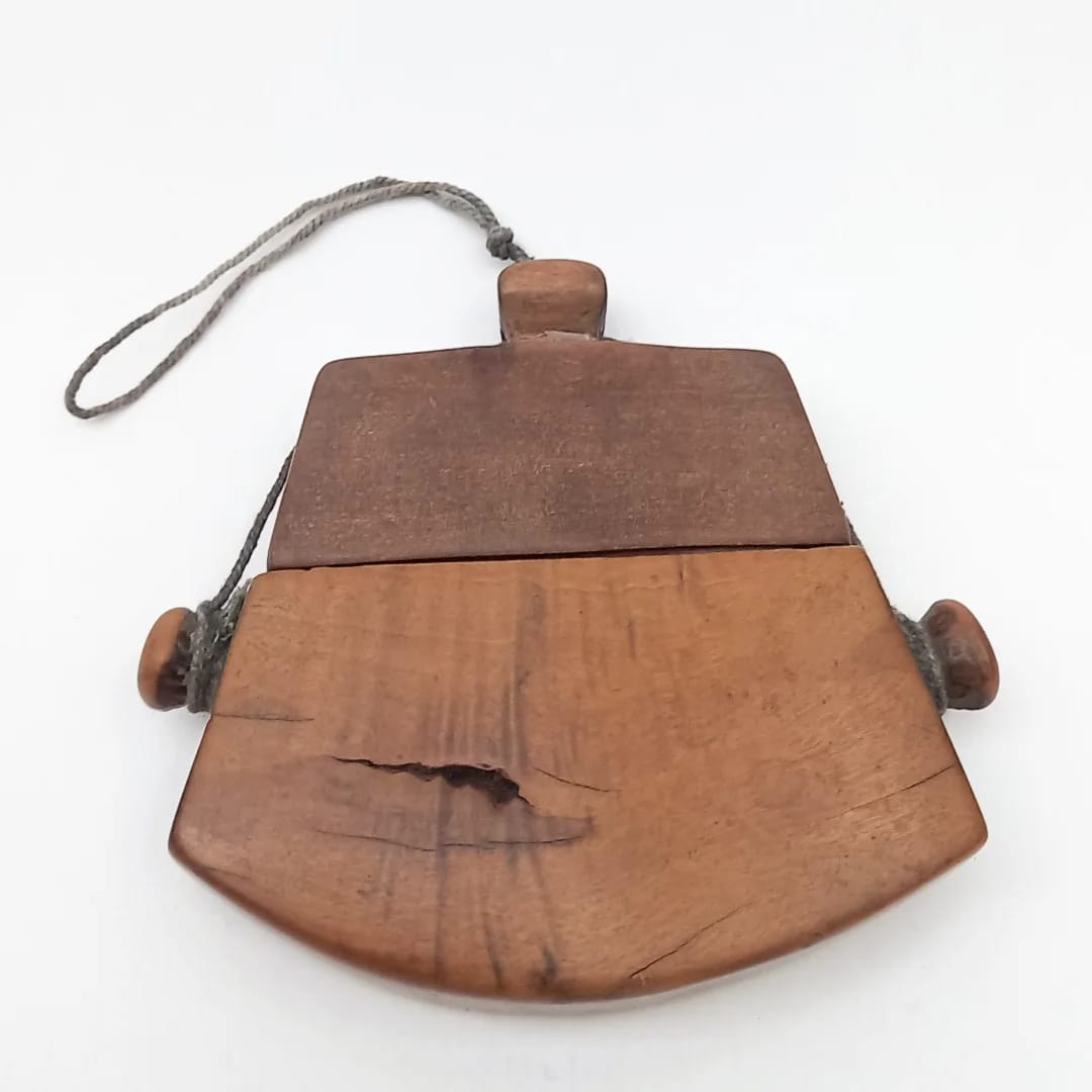 Ambon island antiques