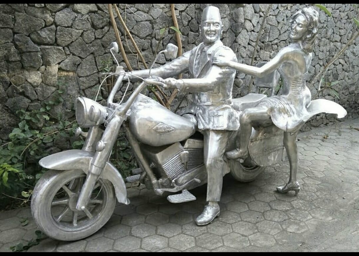 President of Indonesia 1st Soekarno with Marilyn Monroe riding a Harley Davidson. Aluminium cast