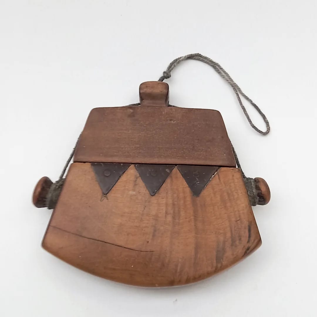 Ambon island antiques