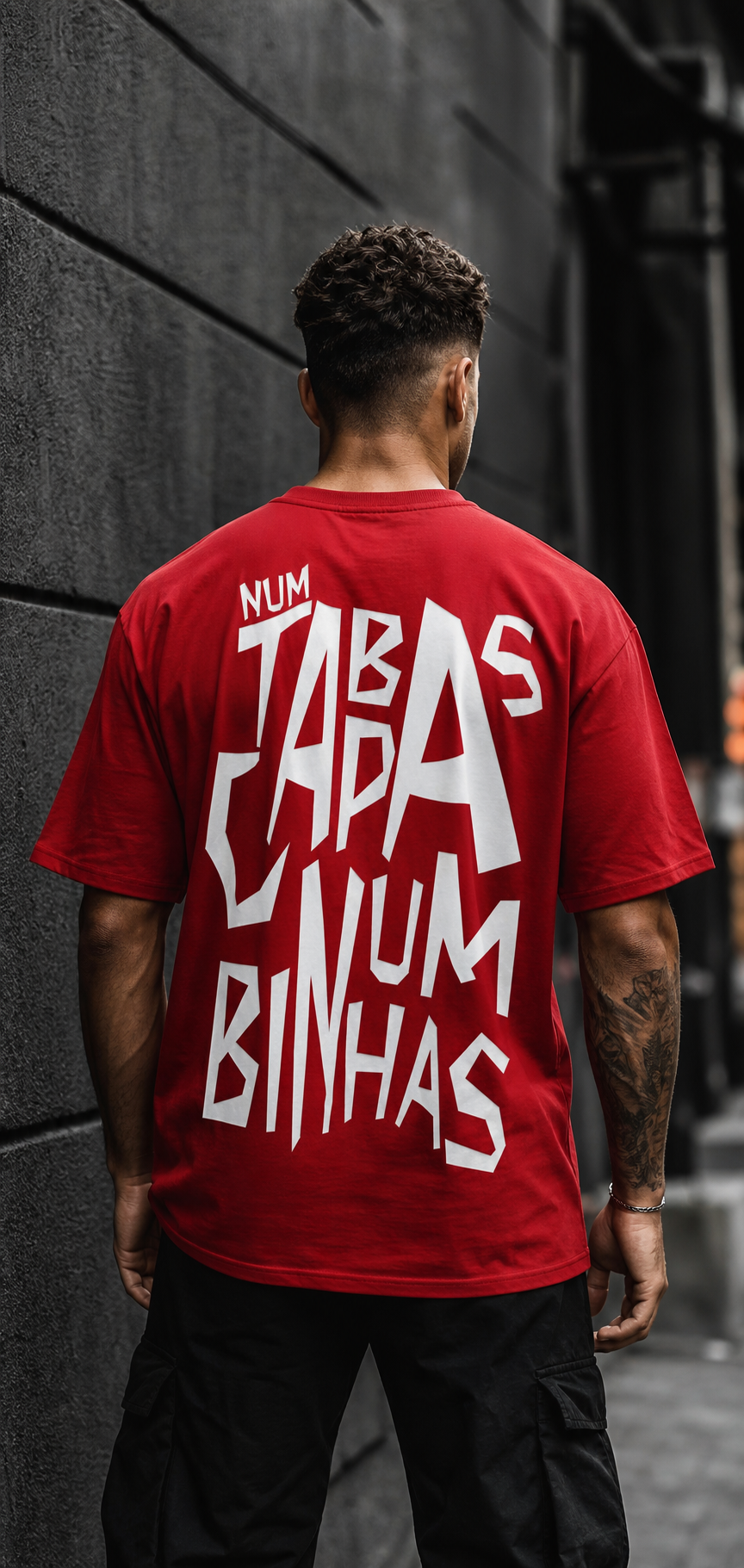 T-Shirt "Num Tabas Capaz" Preto