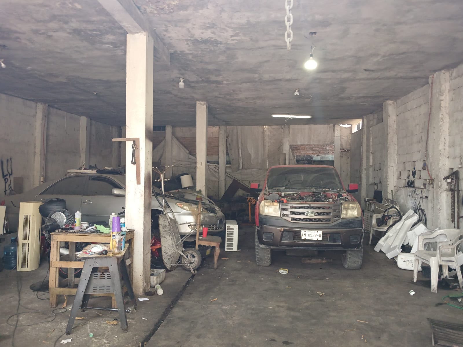 Terreno con contrucción en Venta 
