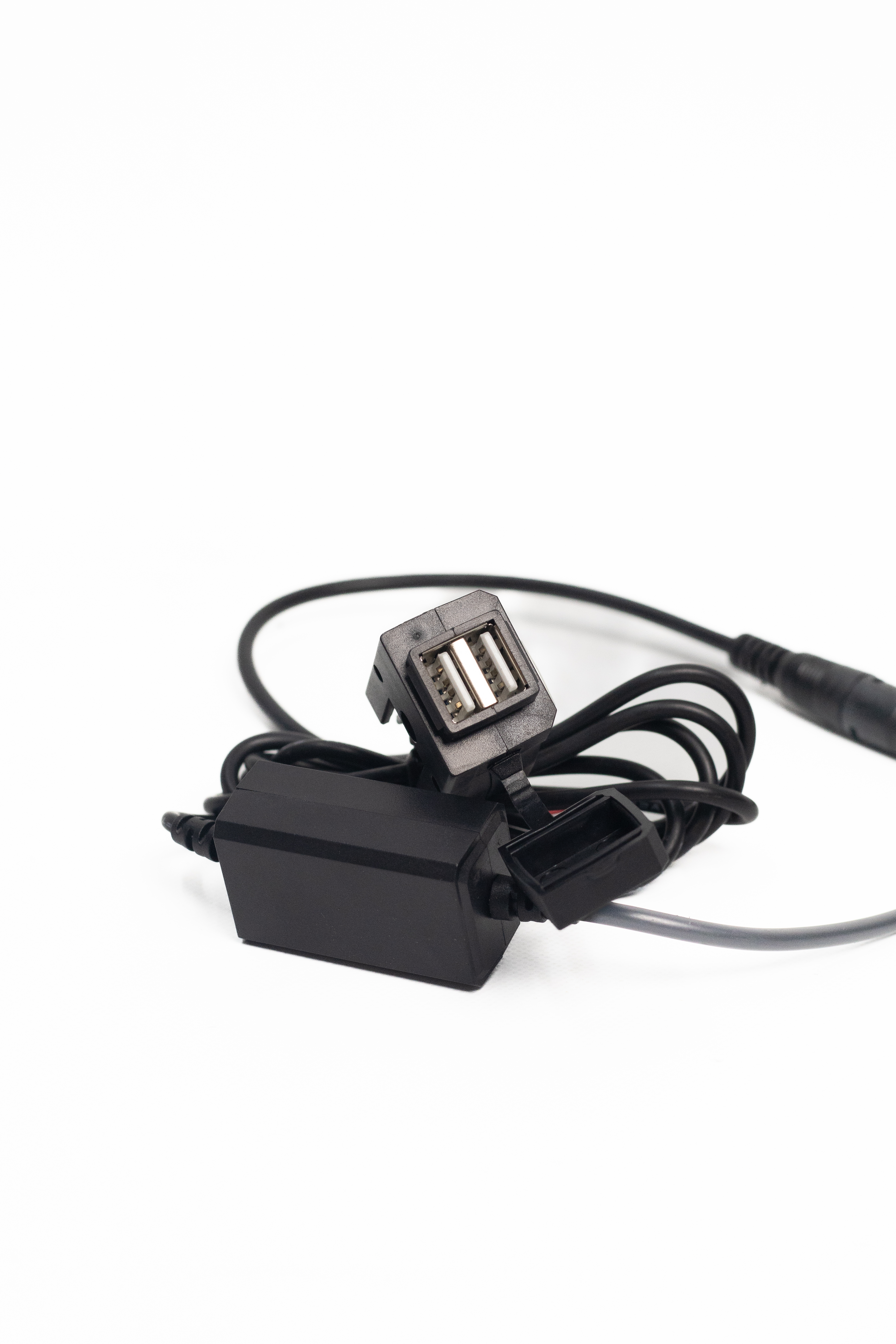 CARGADOR ECONOMICO DOBLE PUERTO USB