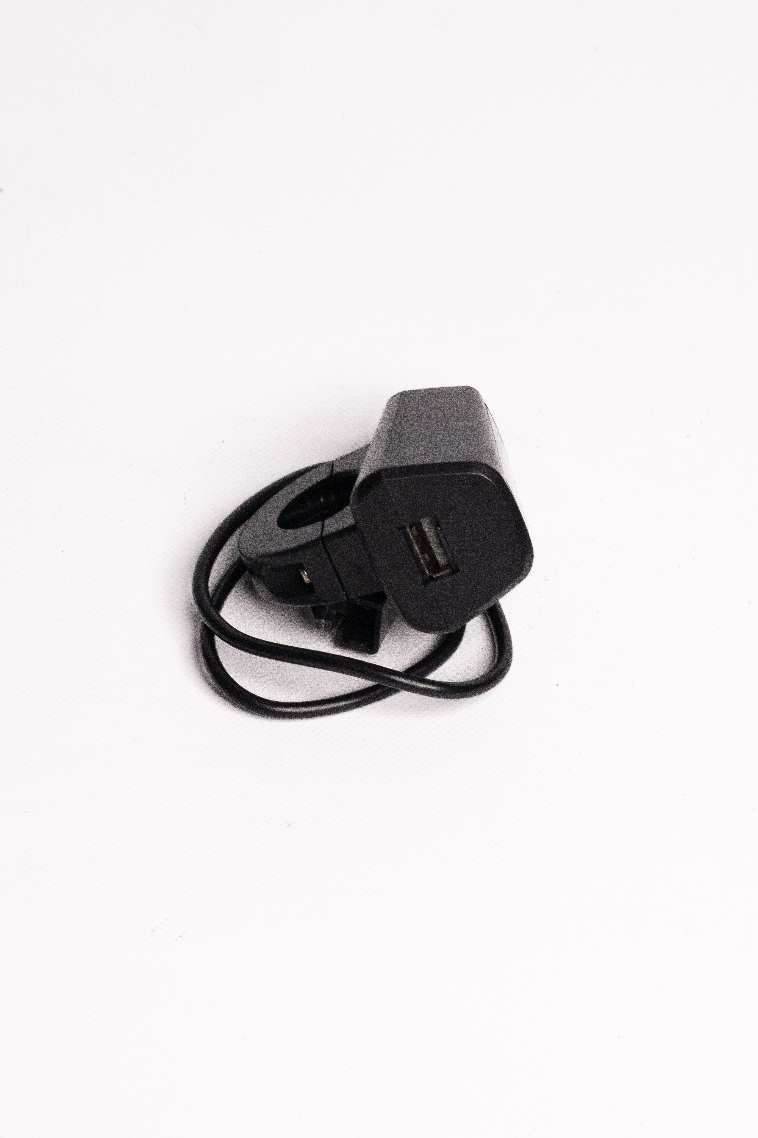 CARGADOR USB 1
