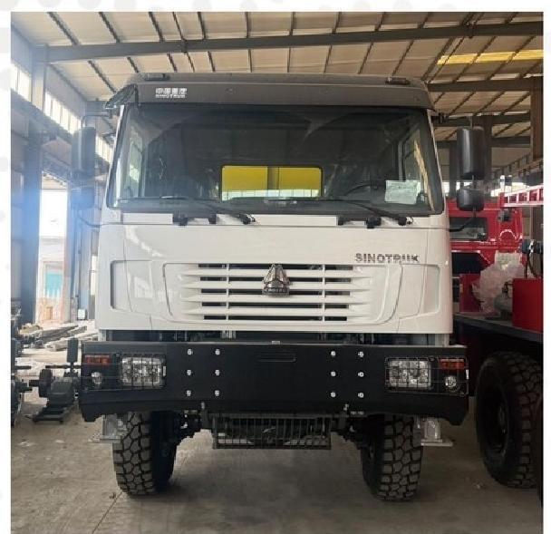 6 x 6 气举反循环钻机 HOWO6x6 Gas Lift Reverse Circulation Driling Rig