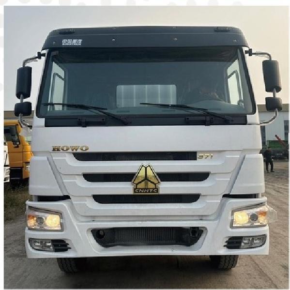豪沃4X2 厢式载货车 HOWO 4X2 Van Truck