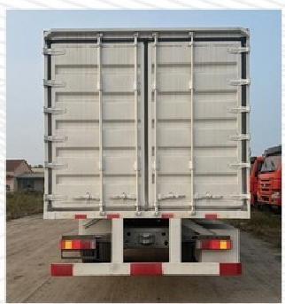 豪沃4X2 厢式载货车 HOWO 4X2 Van Truck