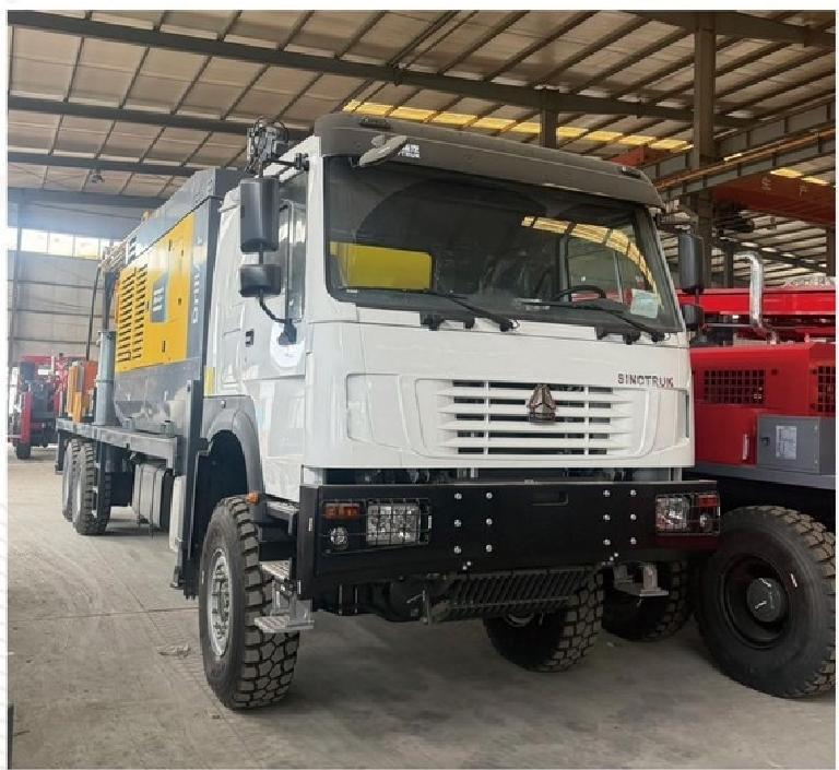6 x 6 气举反循环钻机 HOWO6x6 Gas Lift Reverse Circulation Driling Rig