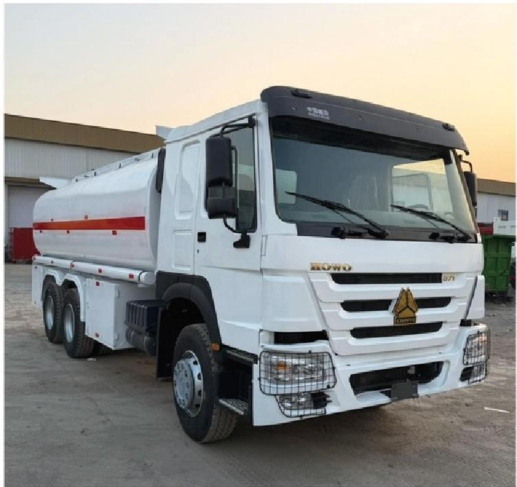 豪沃371 6x4油罐车 Howo 371 6x4 Oil Tank Truck