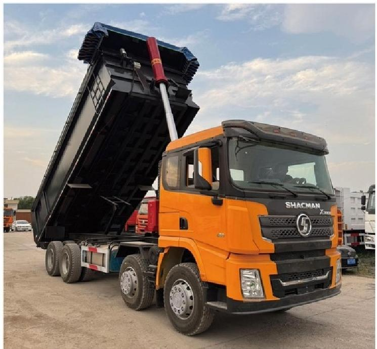 陕汽德龙X3000 8x4自卸卡车 SHACMAN Delong X3000 8x4 Dump Truck
