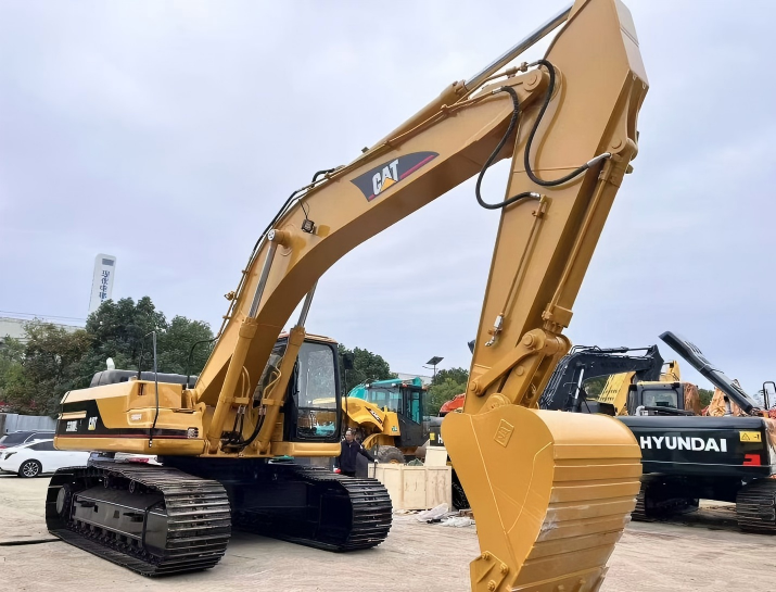 大型挖掘机 Large excavator