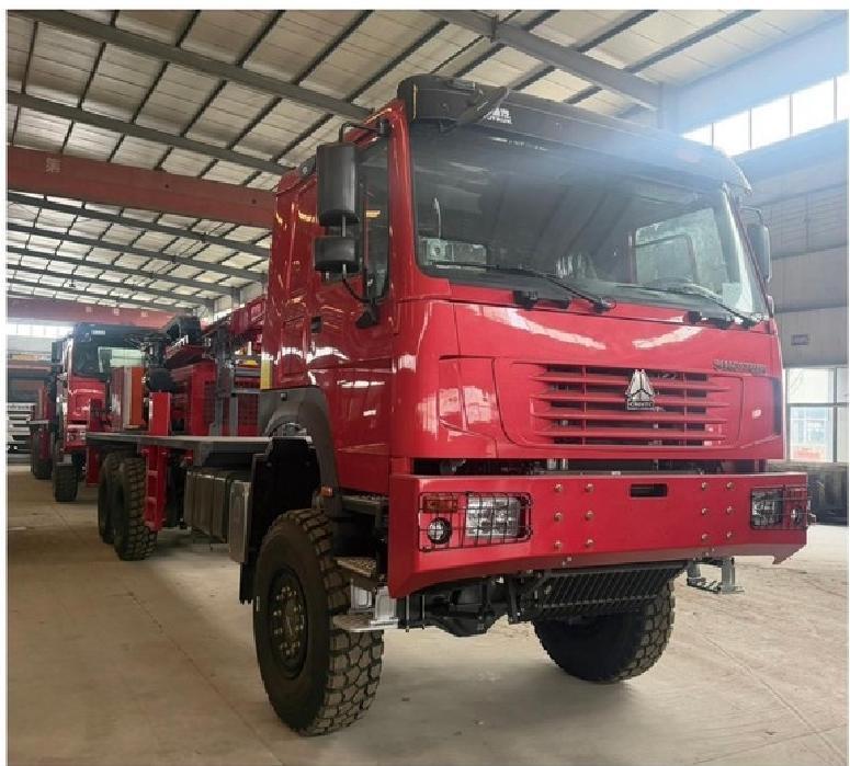 6x6 车载取芯机 HOWO 6x6 Core Drilling Rig