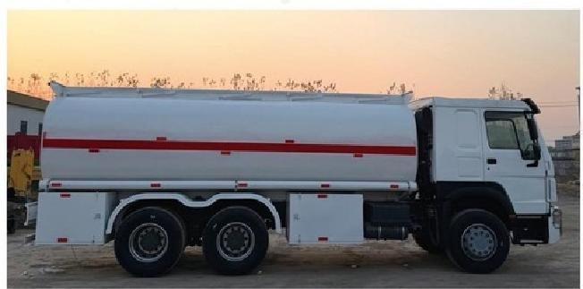 豪沃371 6x4油罐车 Howo 371 6x4 Oil Tank Truck