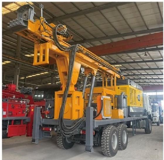 6 x 6 气举反循环钻机 HOWO6x6 Gas Lift Reverse Circulation Driling Rig