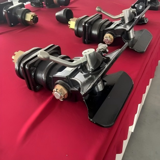 牵引器 tractor