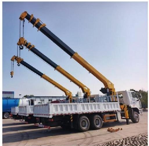 豪沃 NX6x4随车吊HOWO NX 6x4 Crane Truck