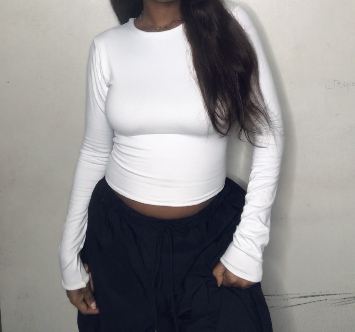 The Crew neck long sleeve crop top 