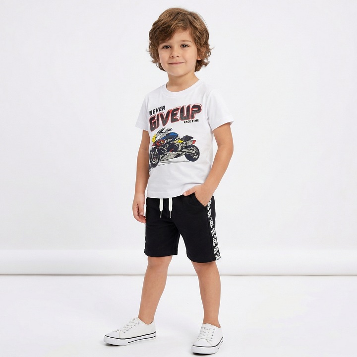 Boys' Graphic T-Shirt & Shorts Set