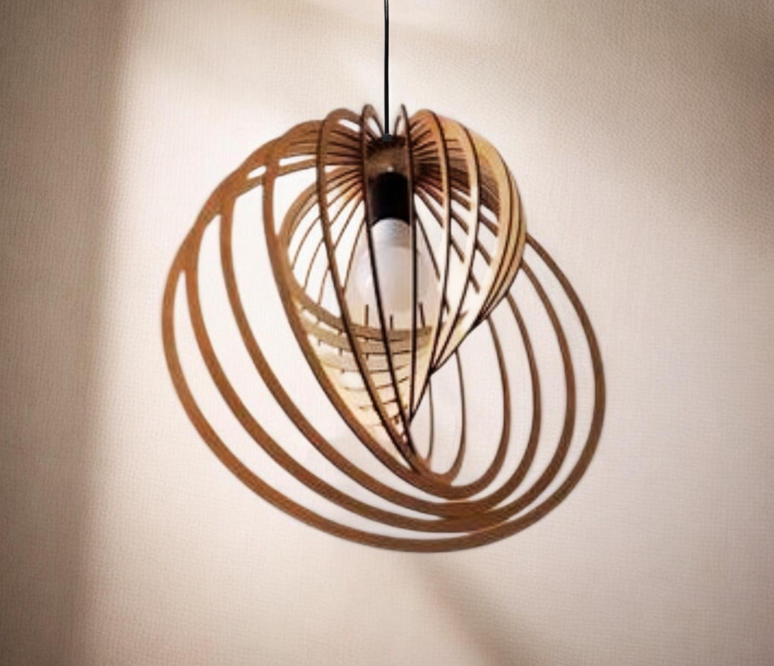 Lámpara Colgante Espiral de Madera