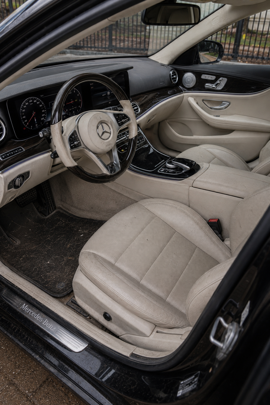 Premium Signature Detail