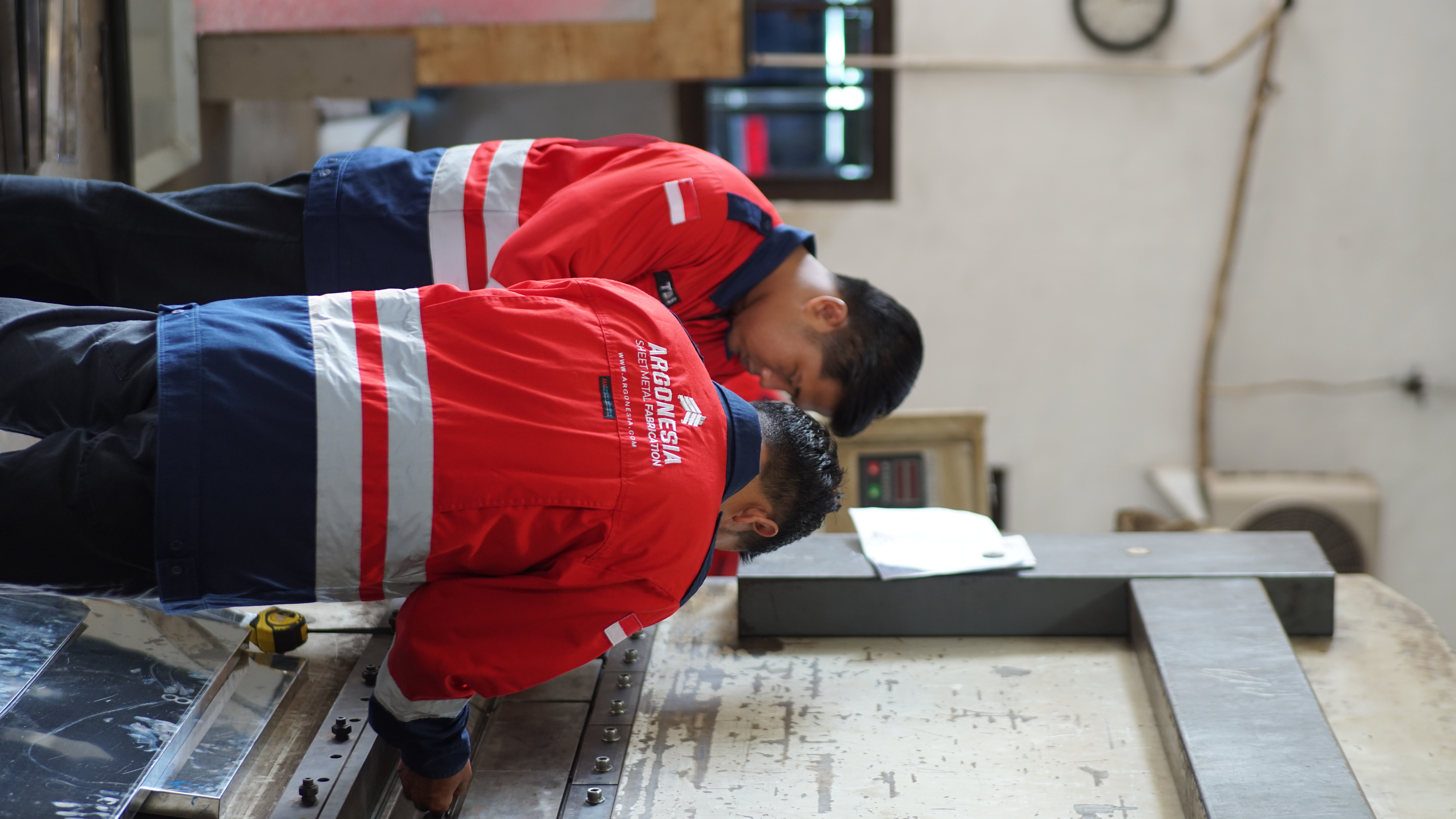 Jasa Potong Tekuk Plat