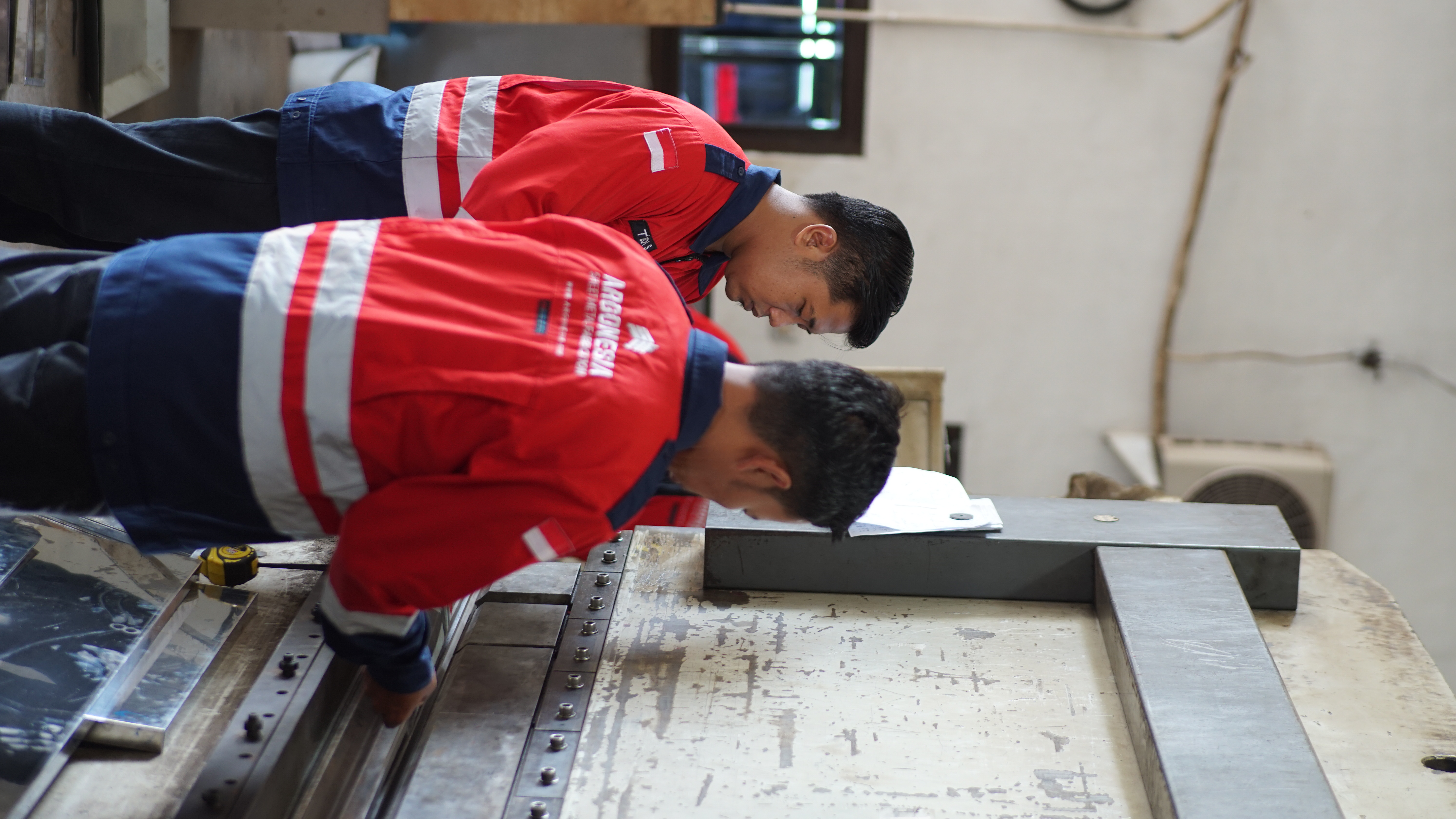 Jasa Potong Tekuk Plat