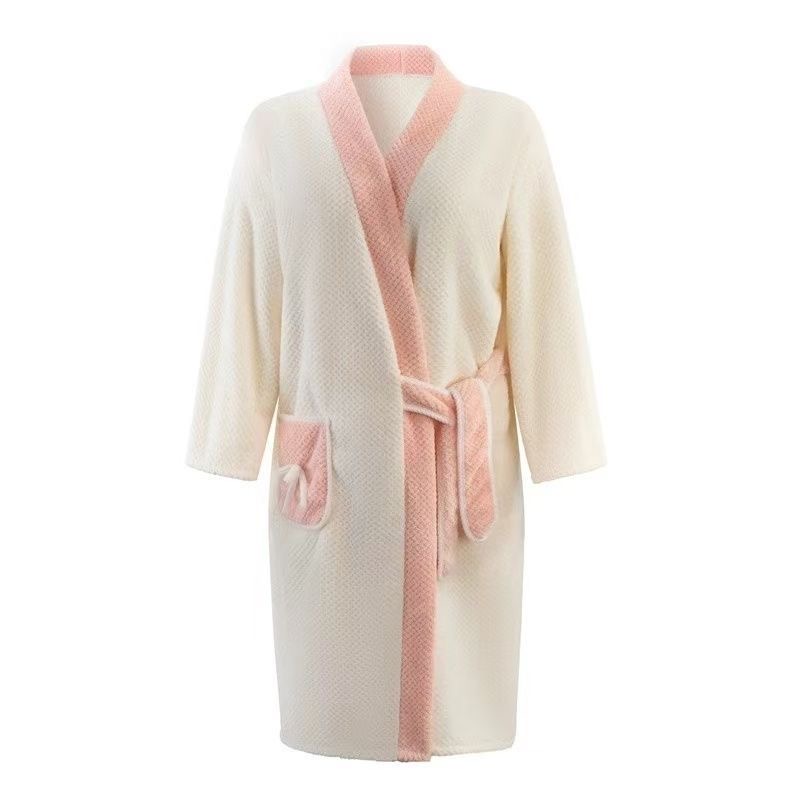 Ultra Soft Pineapple Grid Flannel Bath Robe