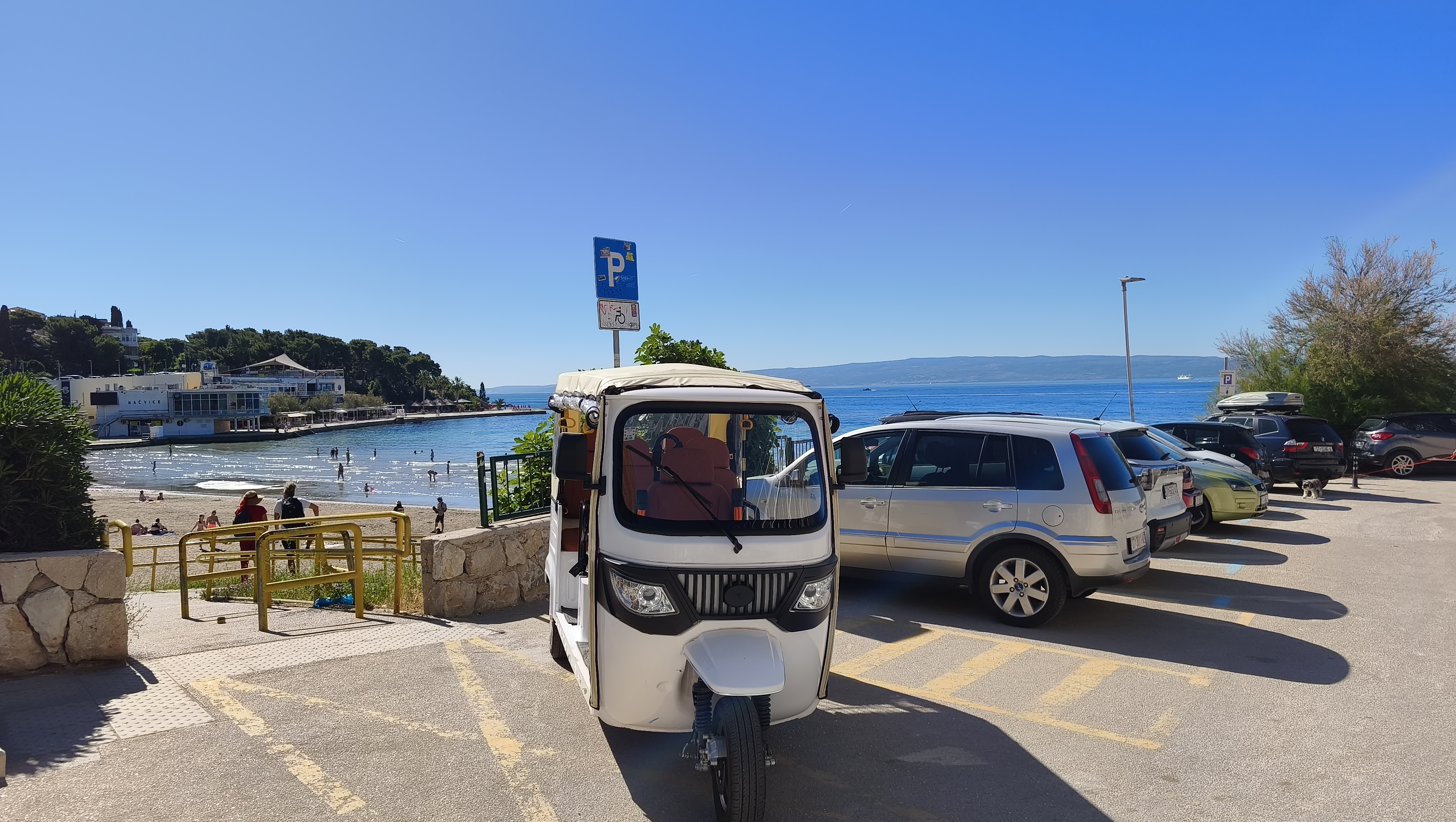 Split Private Tuk Tuk Tour | All in one 