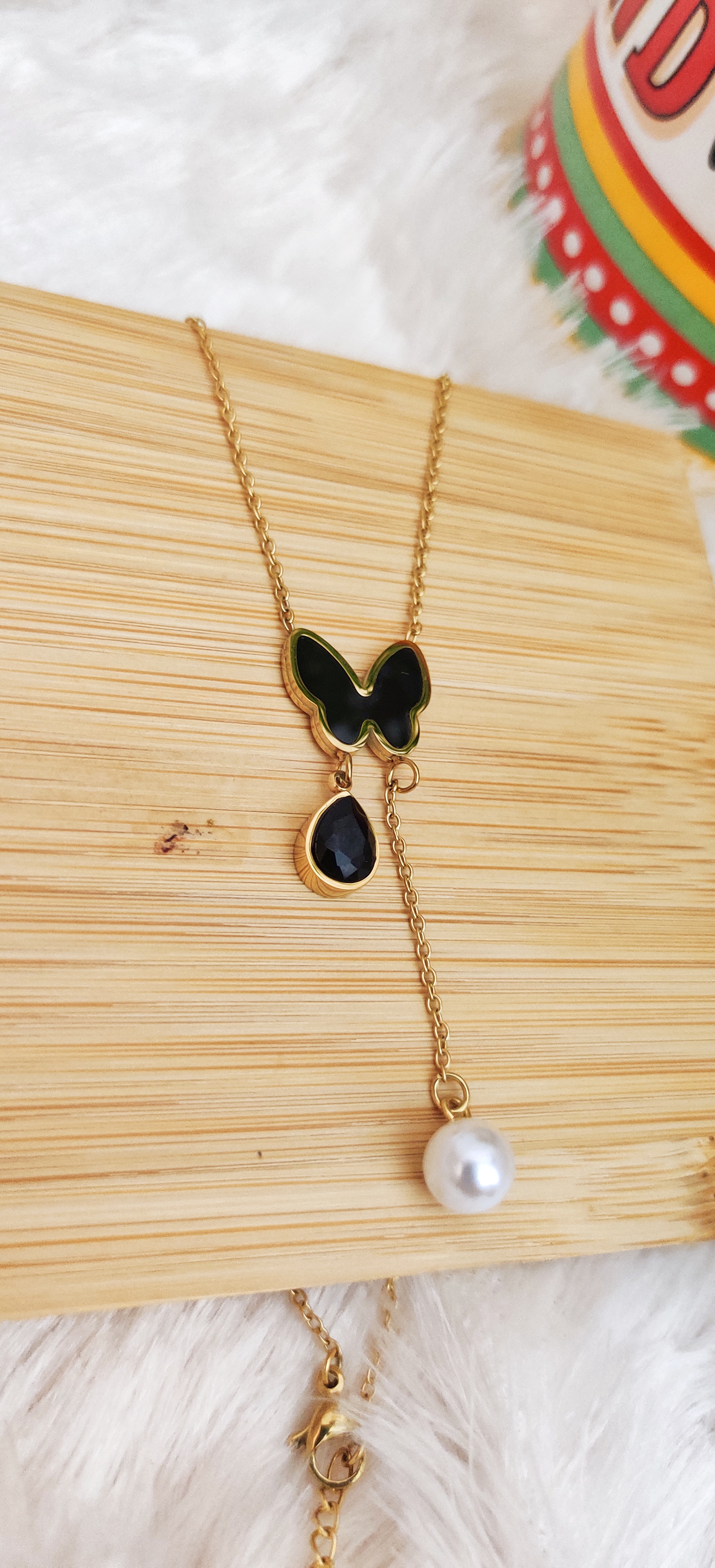 Butterfly Pearl Pendant Necklace
