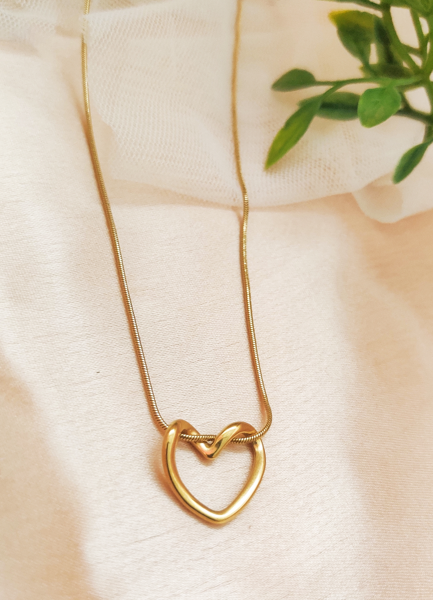 Golden Heart-Shaped Pendant Necklace