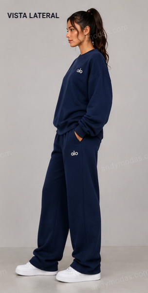Conjunto deportivo azul marino alo