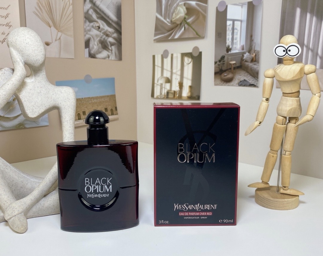 Yves Saint Laurent Black Opium