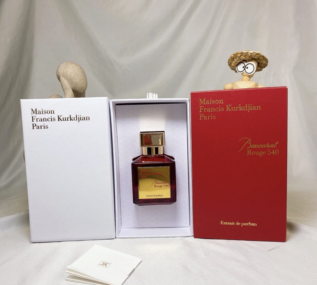 Baccarat Rouge 540 Extrait de Parfum