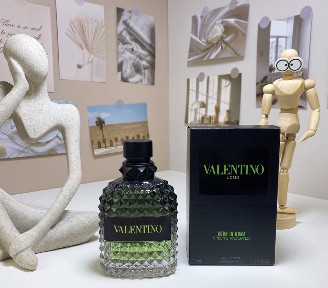 Valentino Uomo Born in Roma Green Stravaganza.