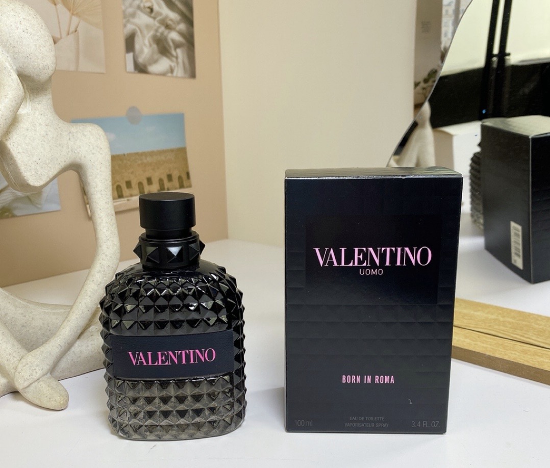 VALENTINO Uomo Born In Roma Eau de Toilette