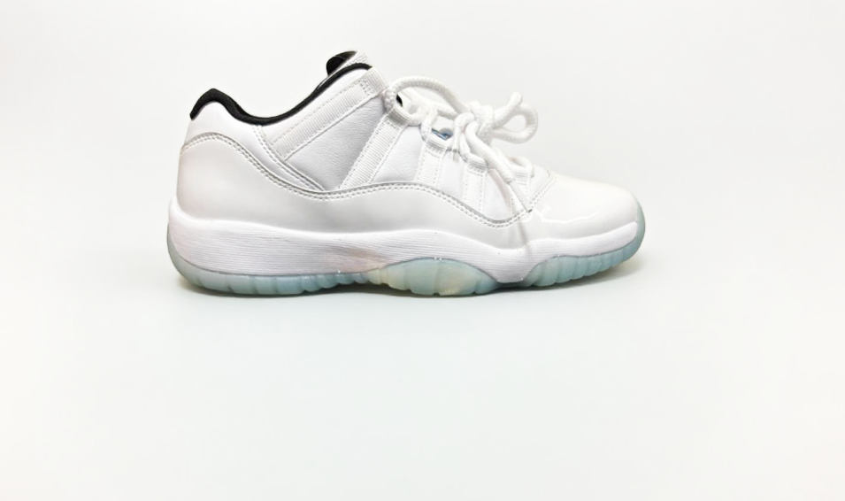 Air Jordan 11 Retro Low Legend Blue