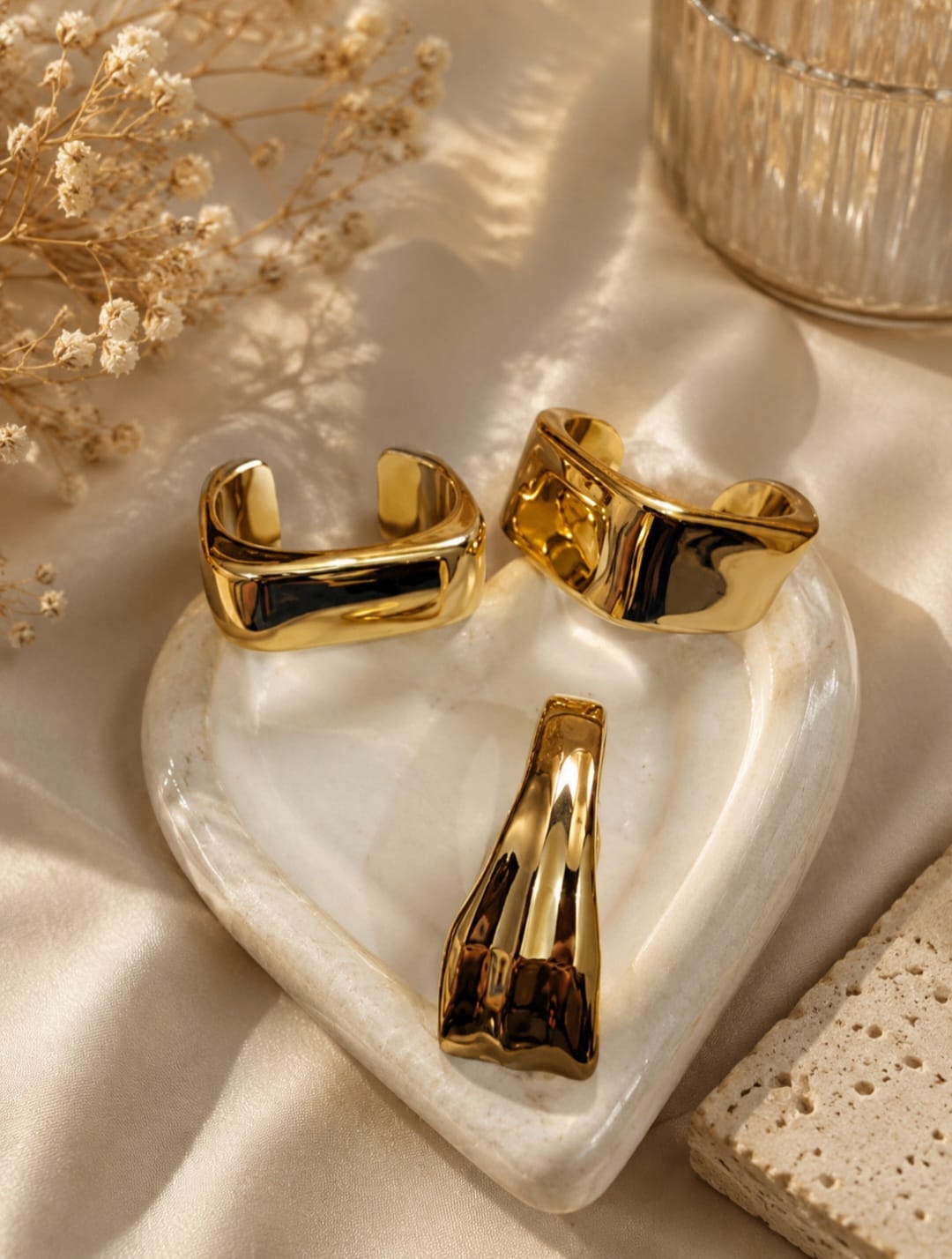 Molten Gold Chunky Hand Cuff
