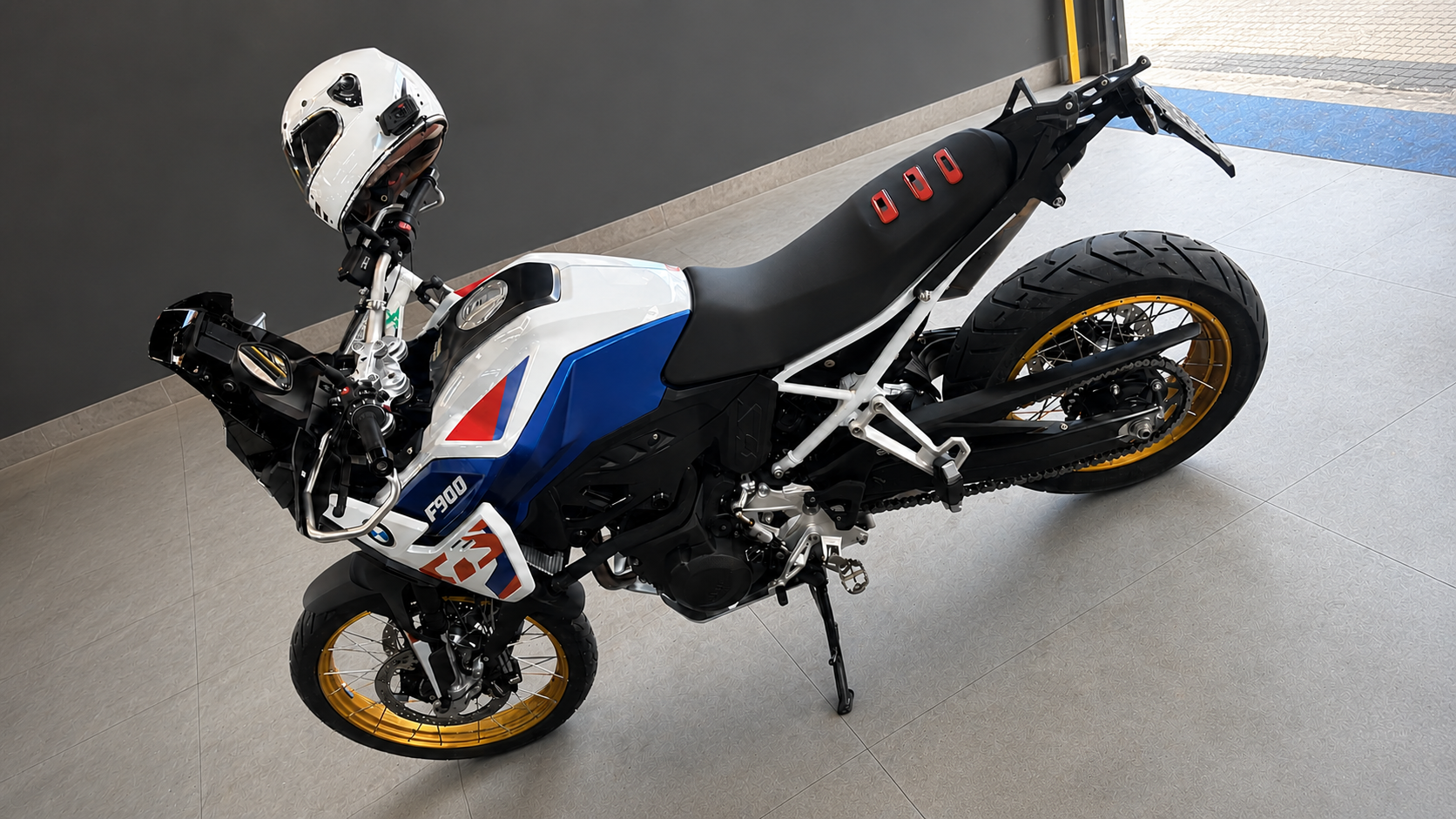 BMW F 900 GS