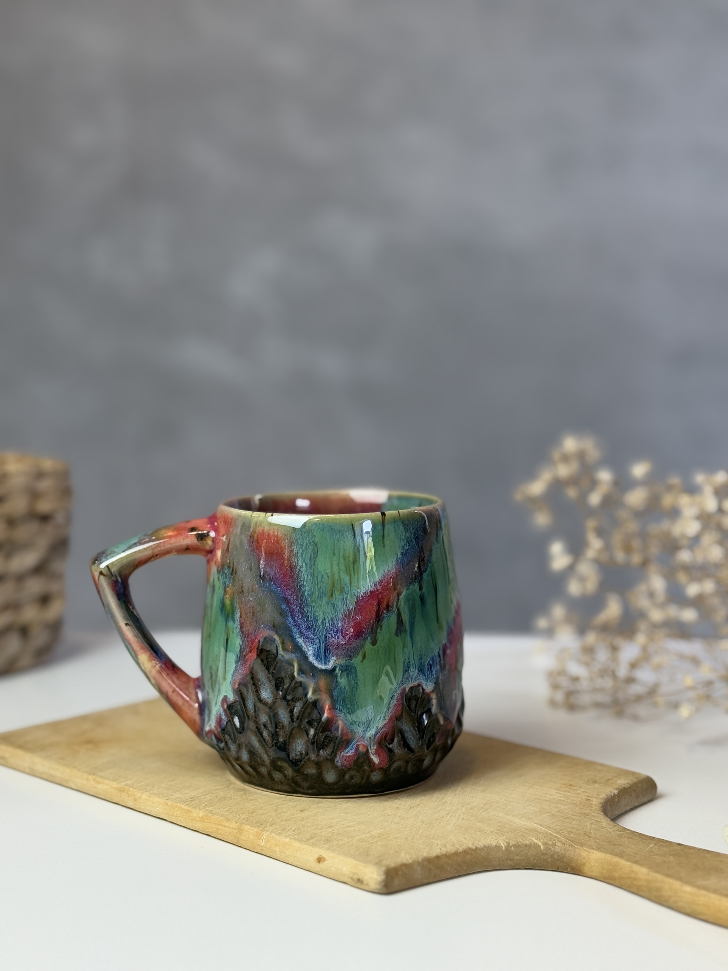 Handgemachte Keramiktasse „Farbenzauber“