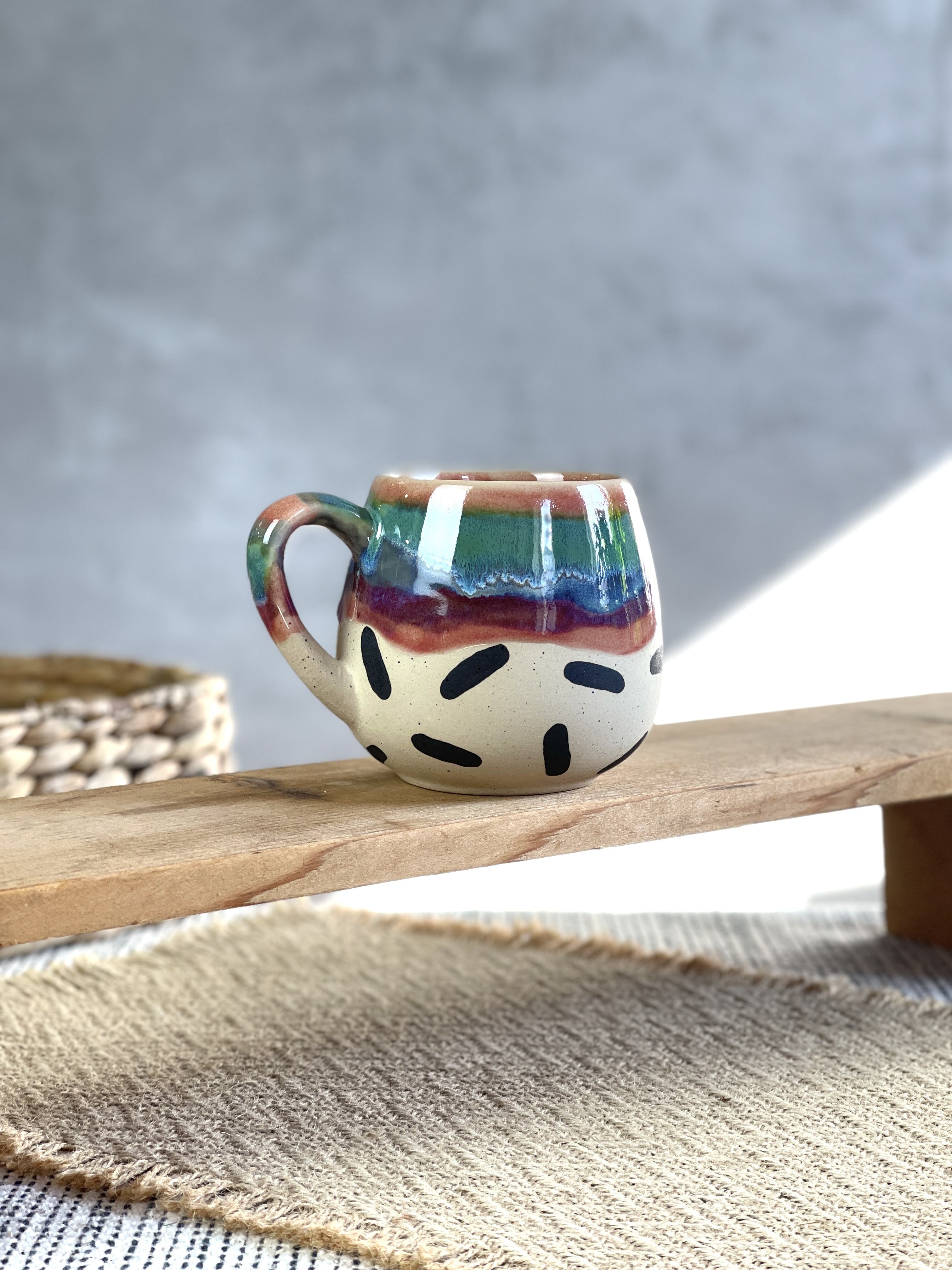 Regenbogen Tasse – Handgemachte Keramiktasse