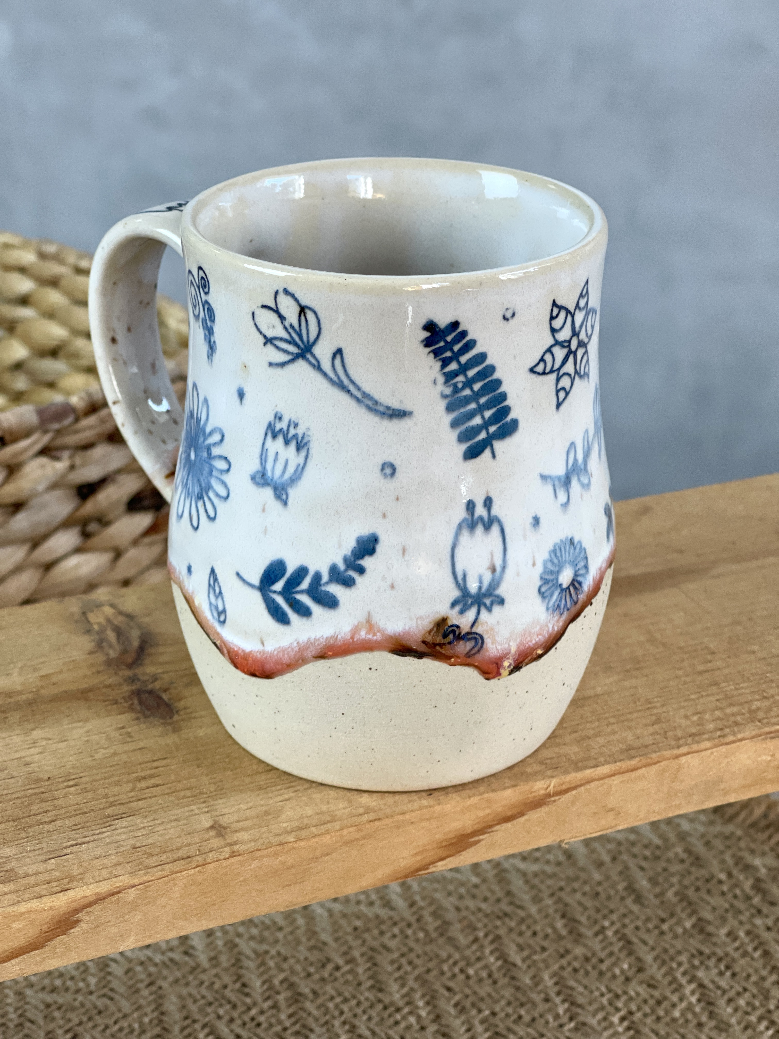 Handgemachte Keramiktasse