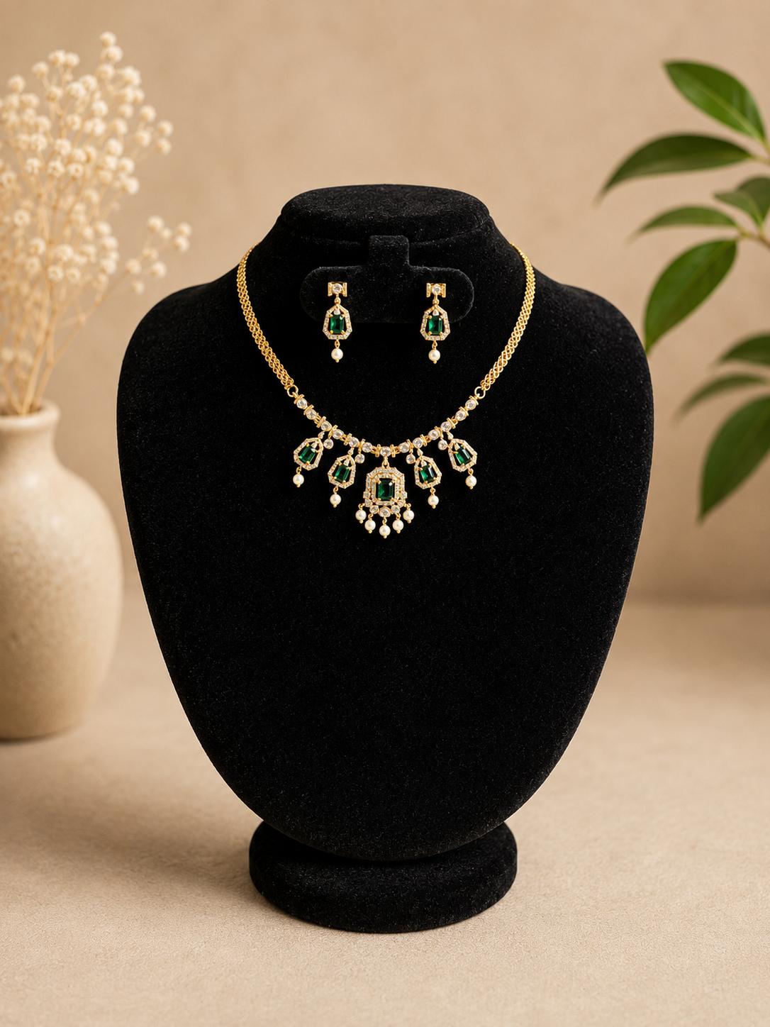 Royal Aura Emerald Elegance Necklace Set