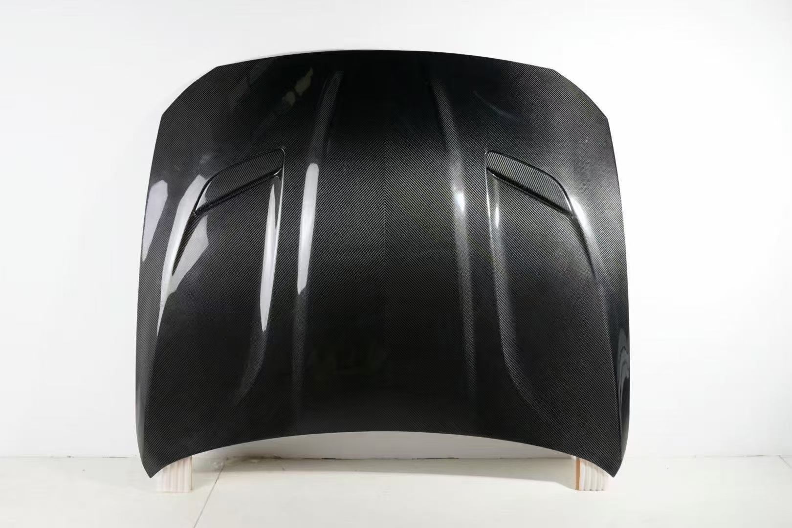 Carbon Fiber Engine Hood For BMW 5 Series F10 2010-2017