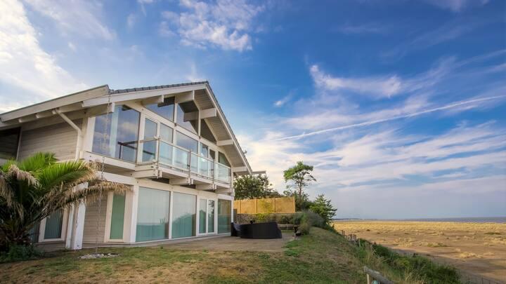 Lite House
