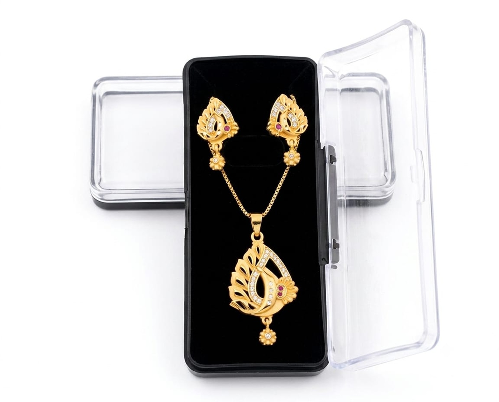 Elegant Gold-Plated Pendant Set