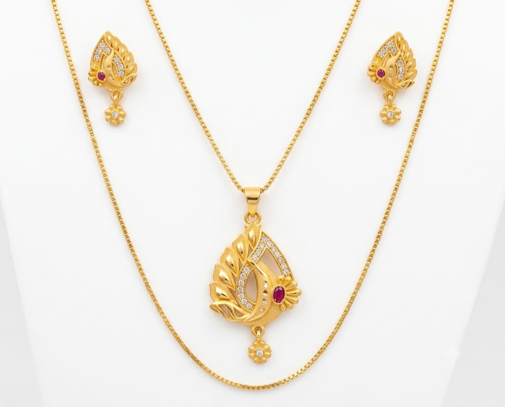Elegant Gold-Plated Pendant Set